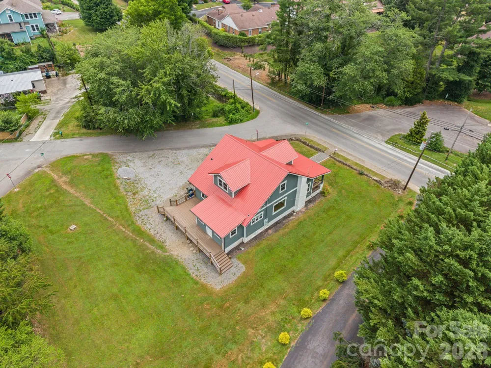 1434 S Main Street Waynesville, NC 28786