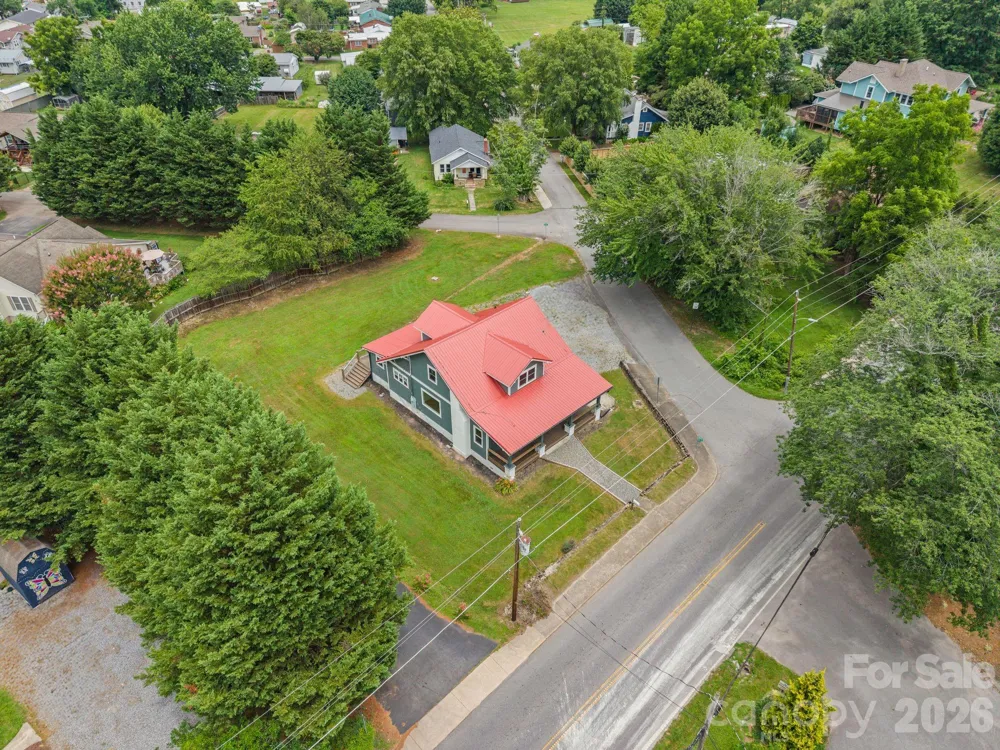 1434 S Main Street Waynesville, NC 28786