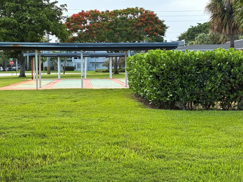 7470 NW 7th Place Margate, FL 33063