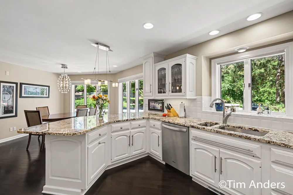 3433 Meadowood Trail Drive SE Cascade Charter Township, MI 49546
