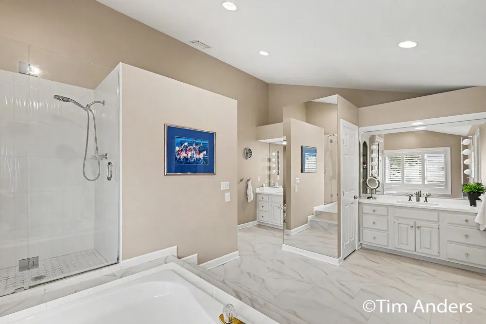 3433 Meadowood Trail Drive SE Cascade Charter Township, MI 49546