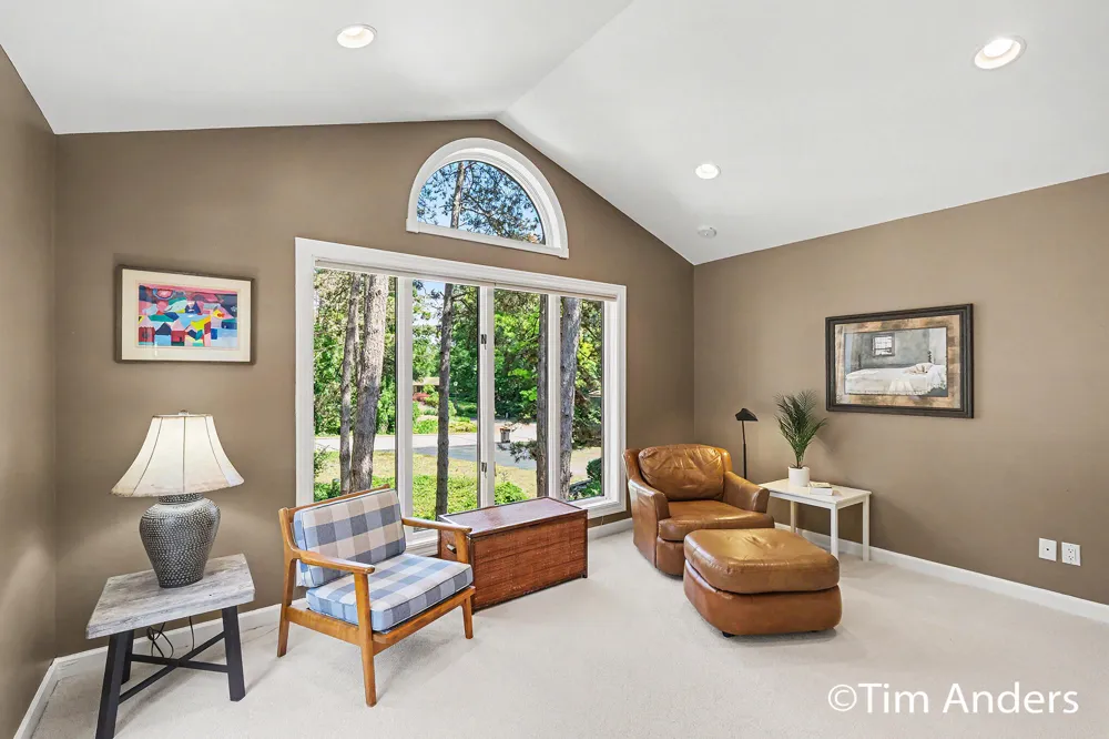 3433 Meadowood Trail Drive SE Cascade Charter Township, MI 49546