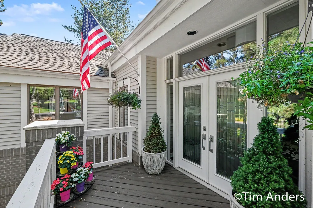 3433 Meadowood Trail Drive SE Cascade Charter Township, MI 49546