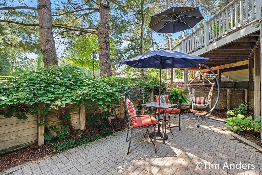 3433 Meadowood Trail Drive SE Cascade Charter Township, MI 49546