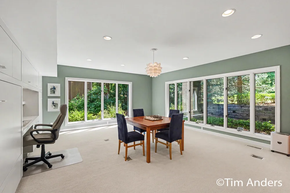 3433 Meadowood Trail Drive SE Cascade Charter Township, MI 49546