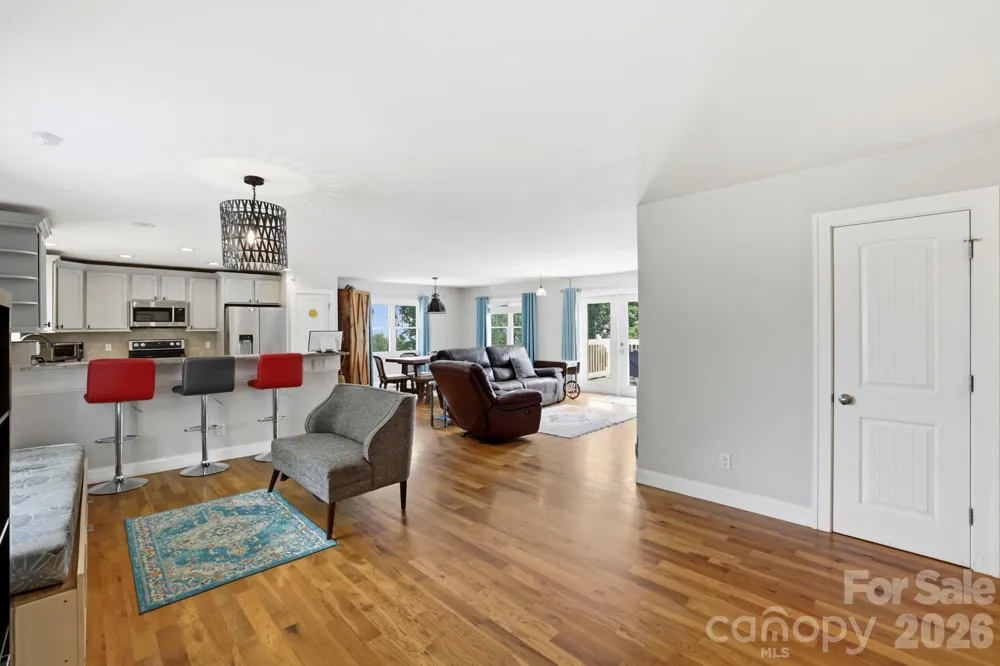 26 Crestwood Drive Arden, NC 28704