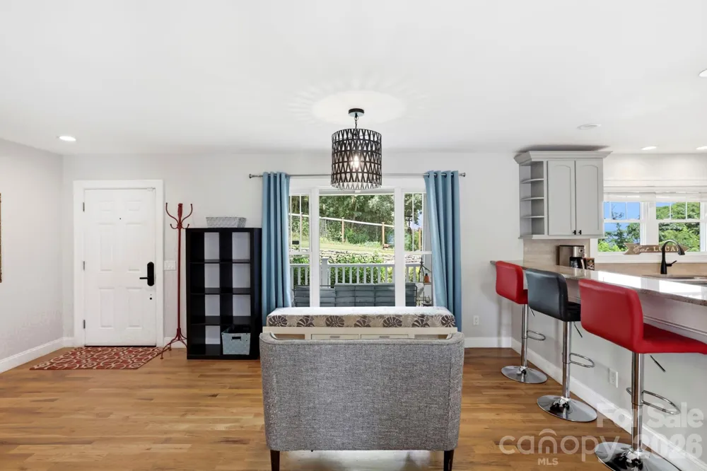 26 Crestwood Drive Arden, NC 28704