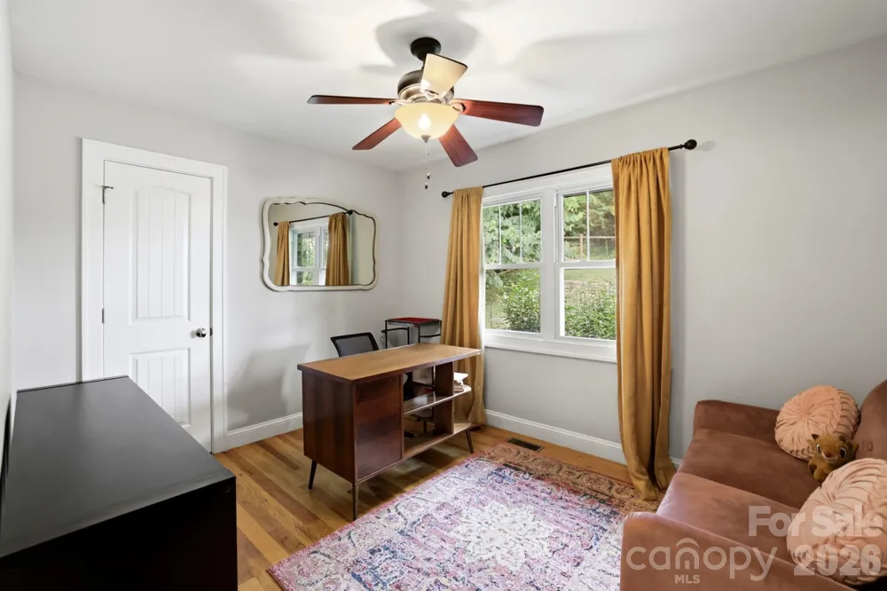 26 Crestwood Drive Arden, NC 28704