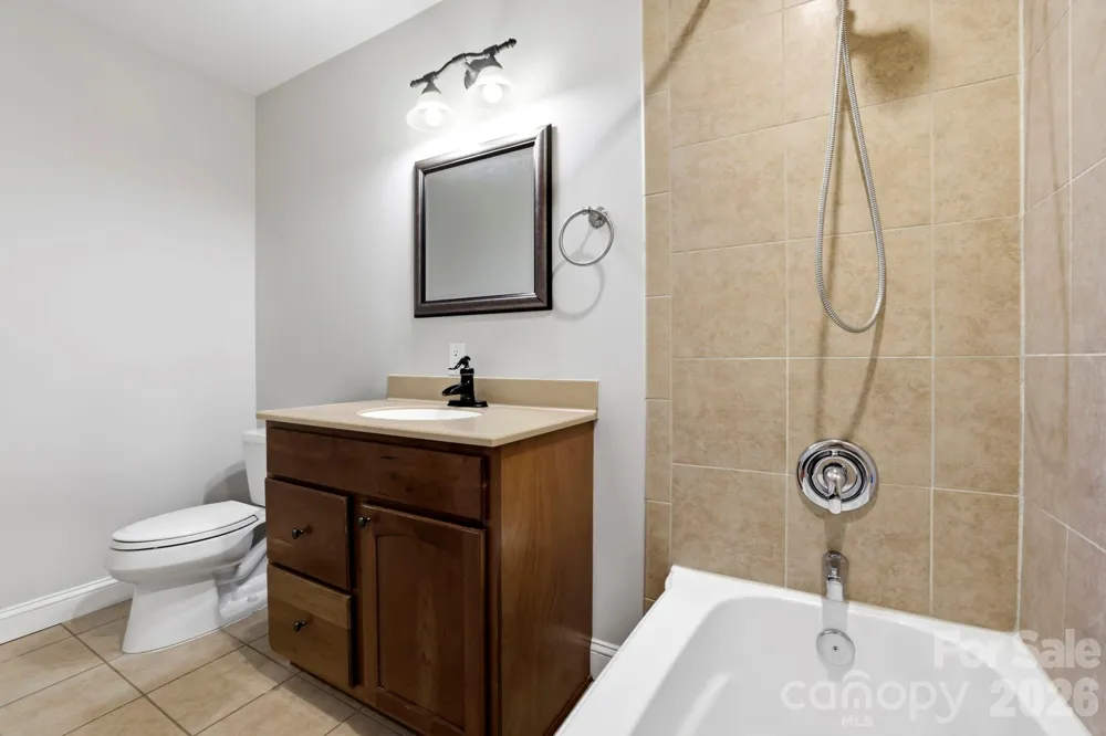 26 Crestwood Drive Arden, NC 28704