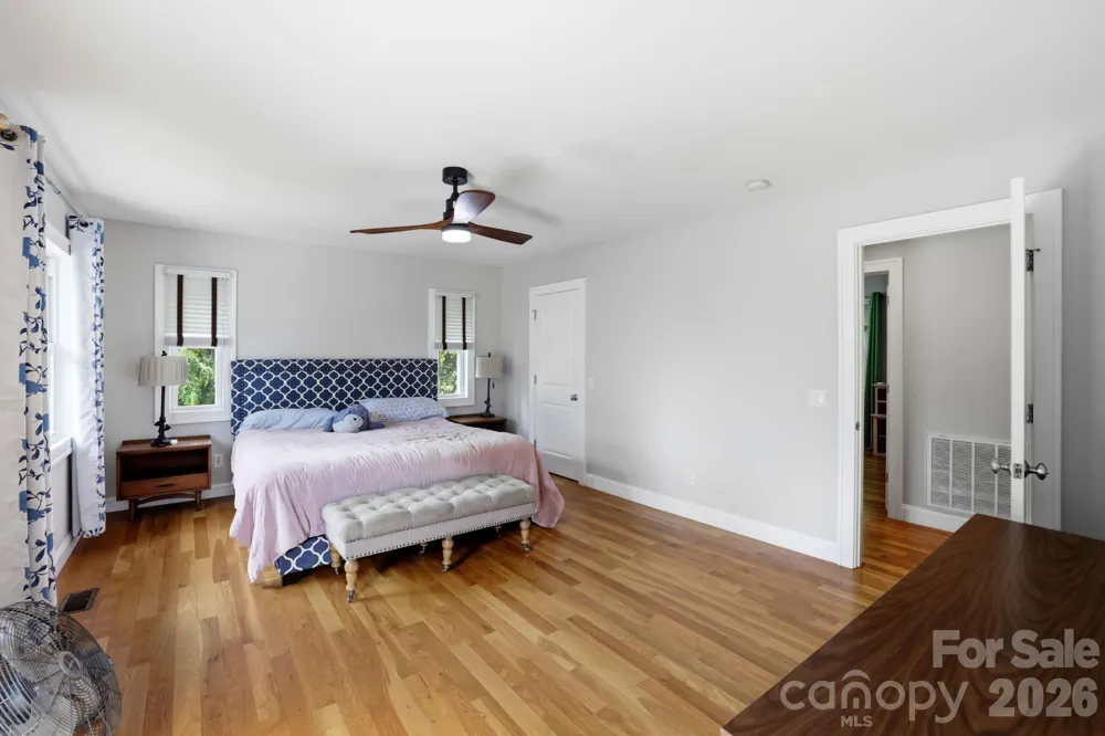 26 Crestwood Drive Arden, NC 28704