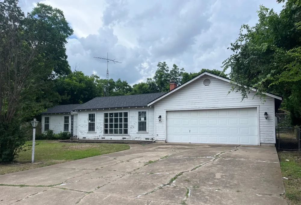 717 Tulane Street Beverly Hills, TX 76711