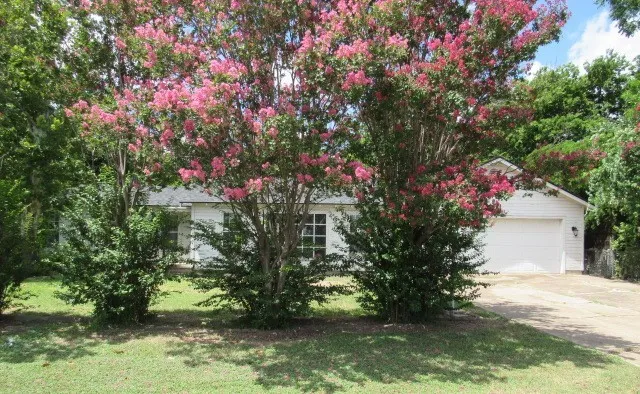 717 Tulane Street Beverly Hills, TX 76711