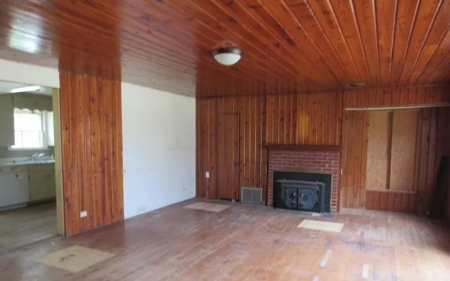 717 Tulane Street Beverly Hills, TX 76711