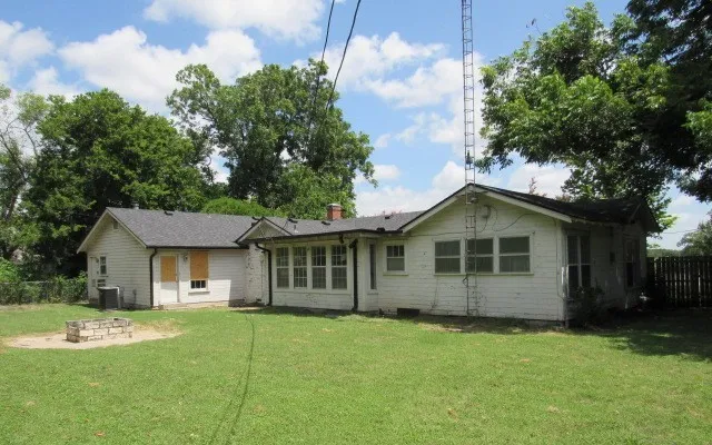 717 Tulane Street Beverly Hills, TX 76711