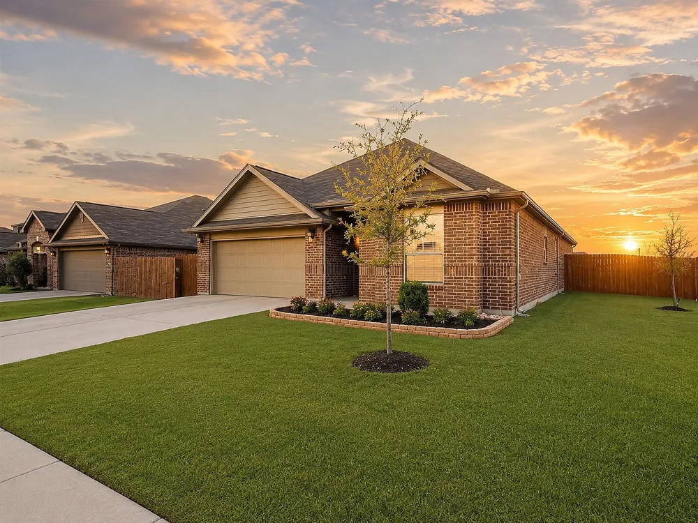 1837 Rialto Lane Crowley, TX 76036