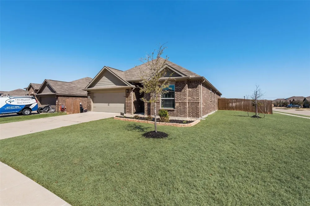 1837 Rialto Lane Crowley, TX 76036