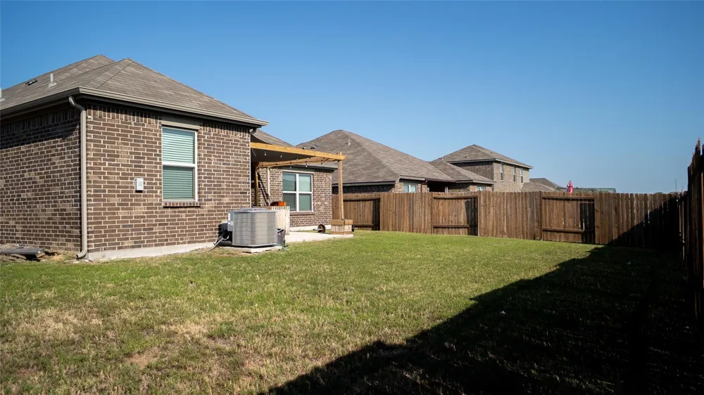 1837 Rialto Lane Crowley, TX 76036