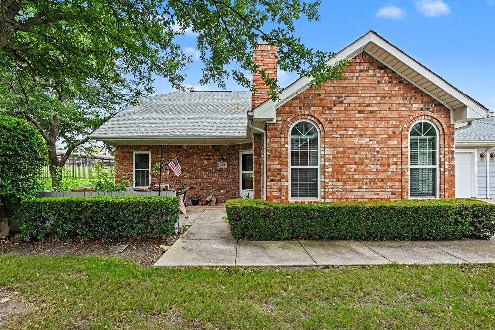 6123 Welden Court Fort Worth, TX 76132
