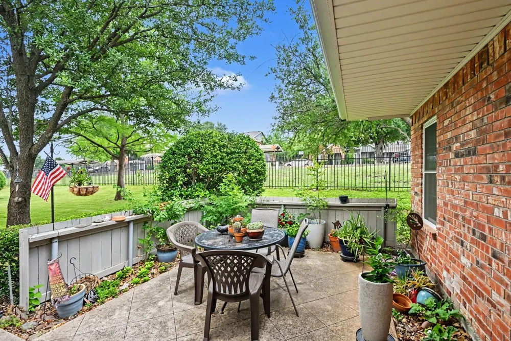 6123 Welden Court Fort Worth, TX 76132
