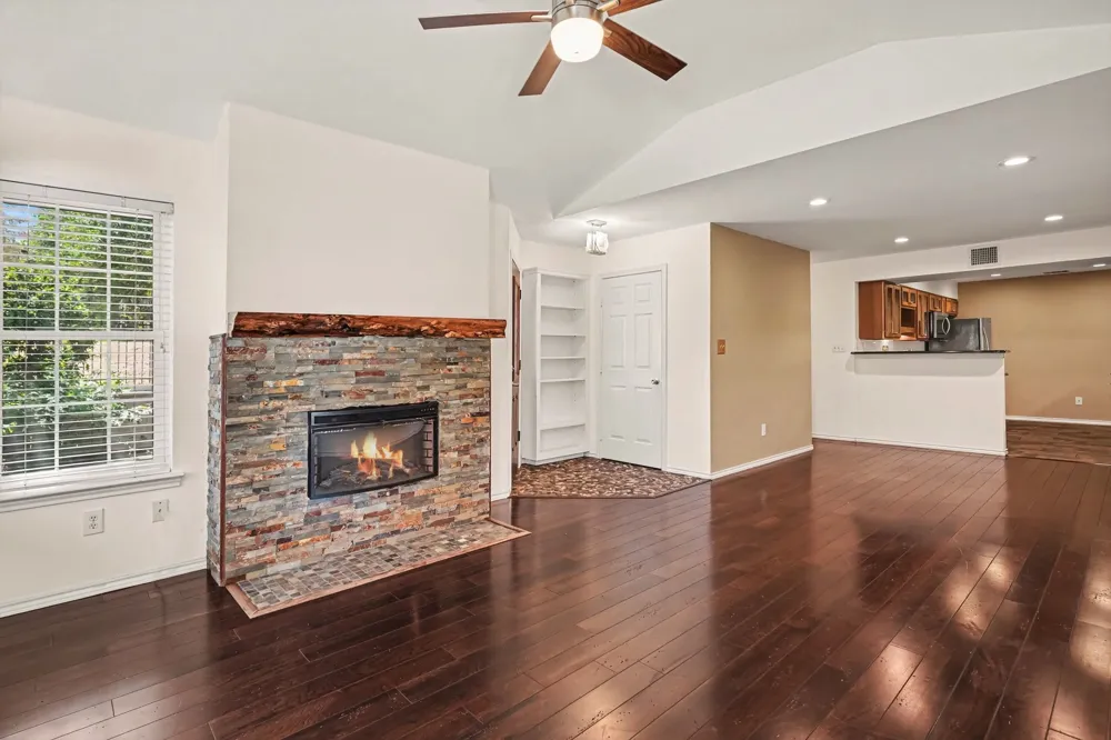 6123 Welden Court Fort Worth, TX 76132