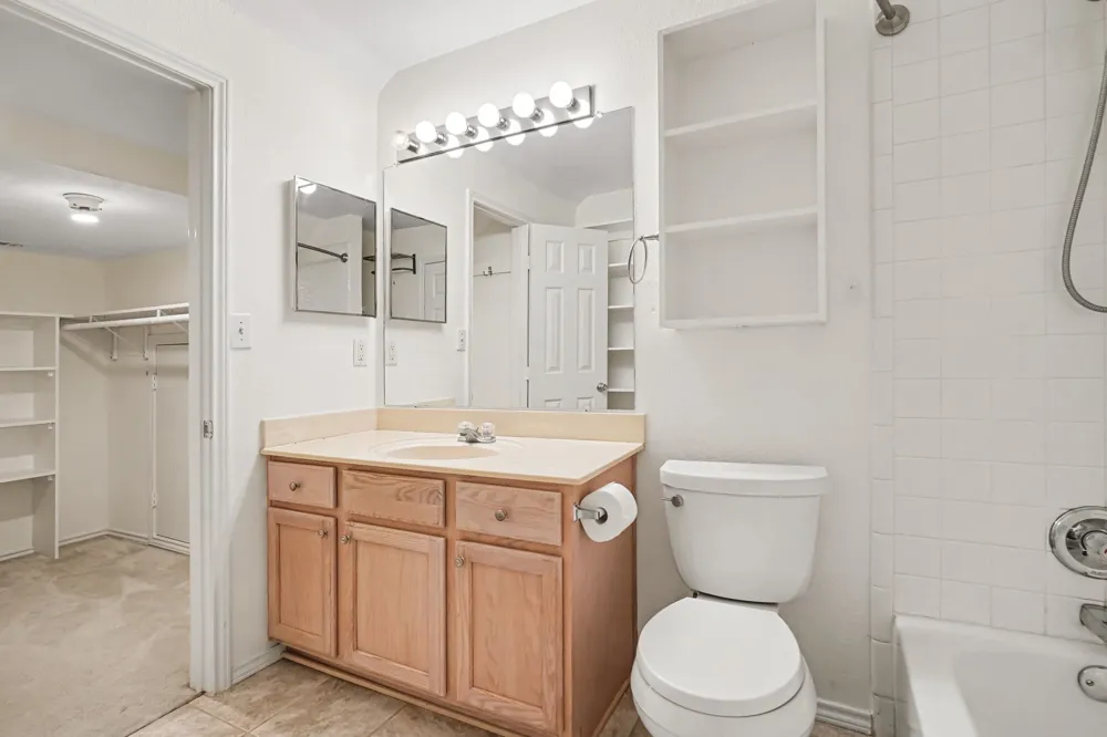 6123 Welden Court Fort Worth, TX 76132