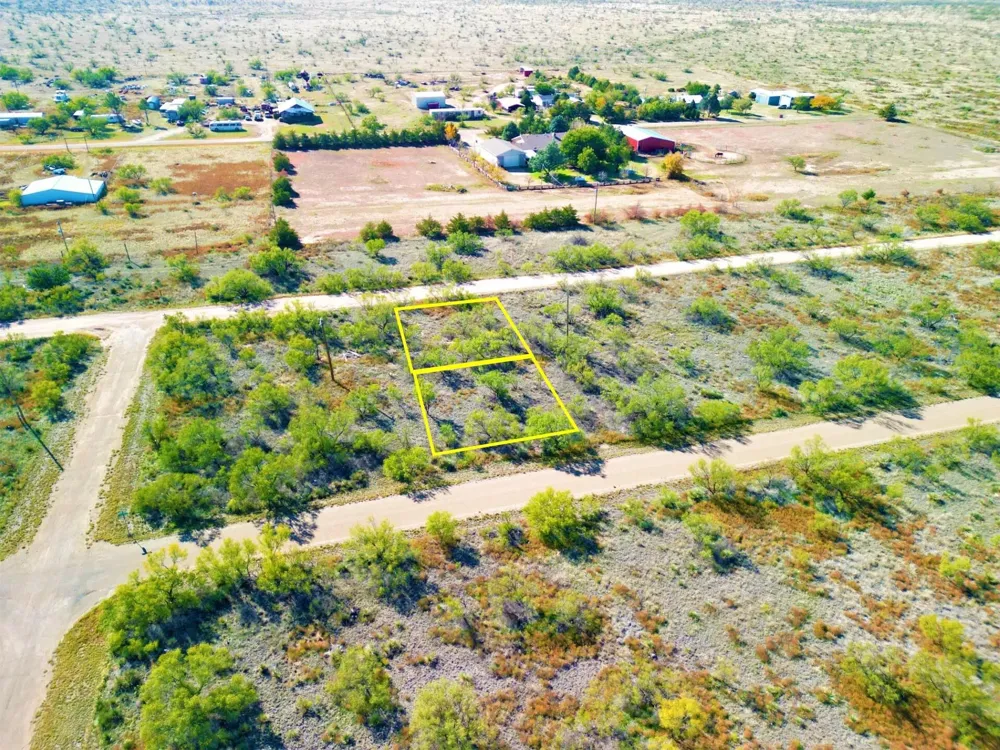 59 Debra Lane Fritch, TX 79036