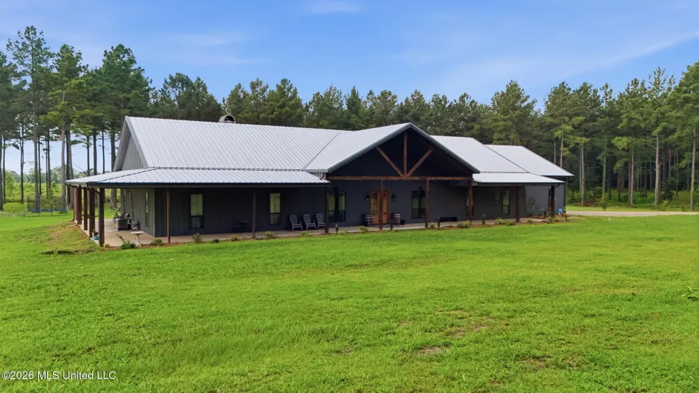 646 Myrick Strengthford Road Laurel, MS 39443