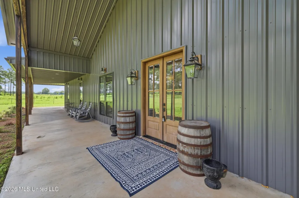 646 Myrick Strengthford Road Laurel, MS 39443
