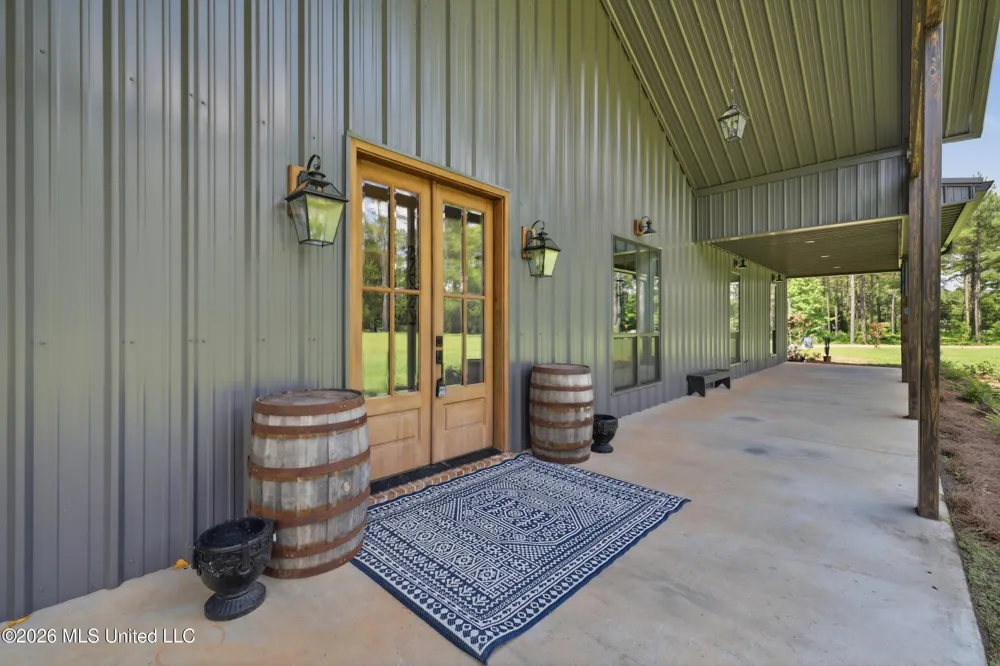 646 Myrick Strengthford Road Laurel, MS 39443