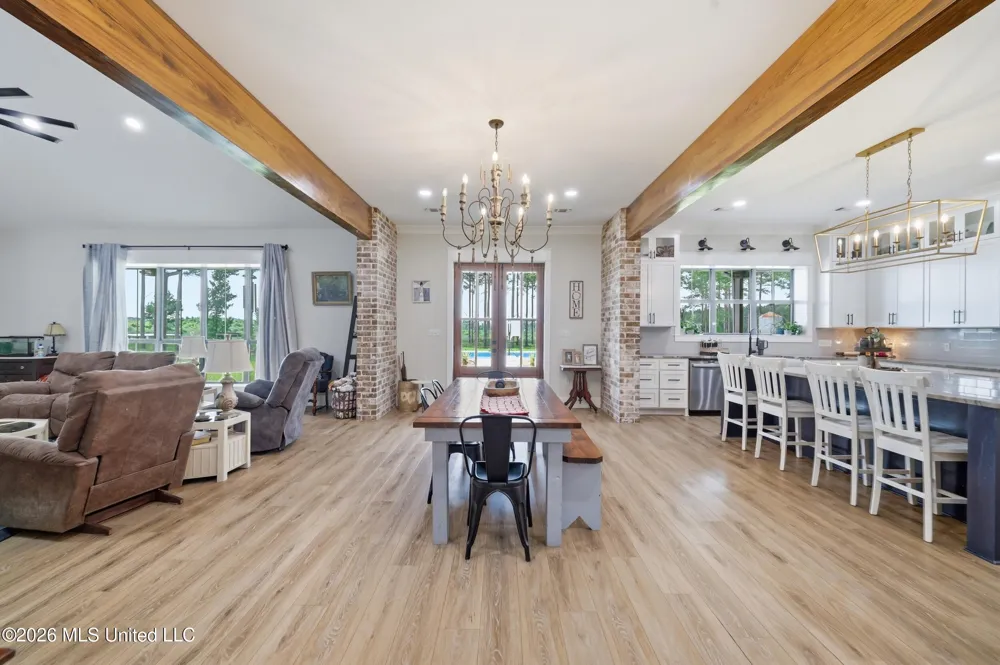 646 Myrick Strengthford Road Laurel, MS 39443