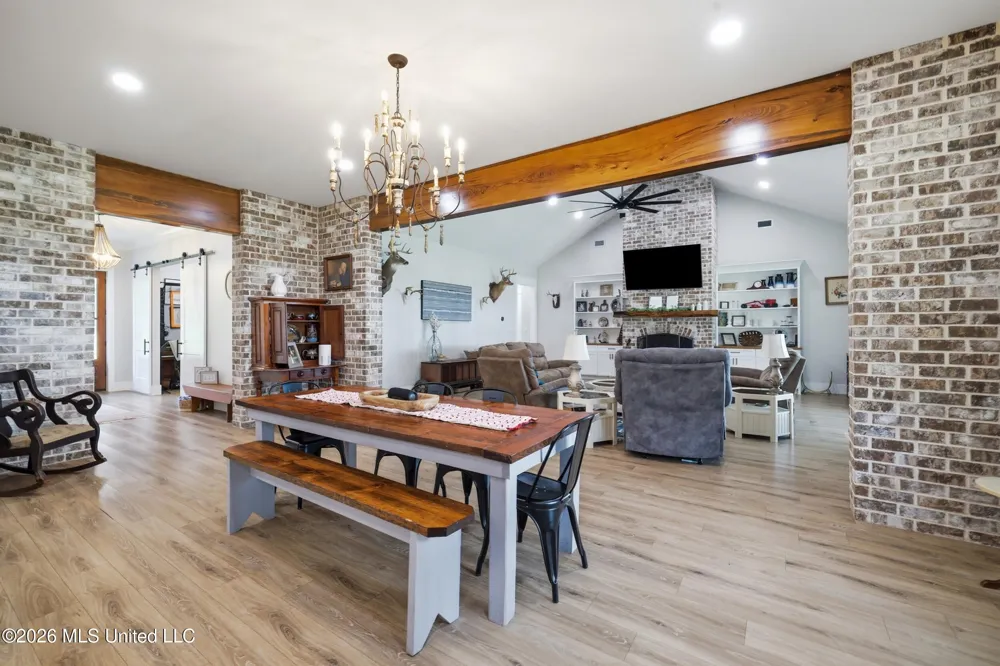 646 Myrick Strengthford Road Laurel, MS 39443