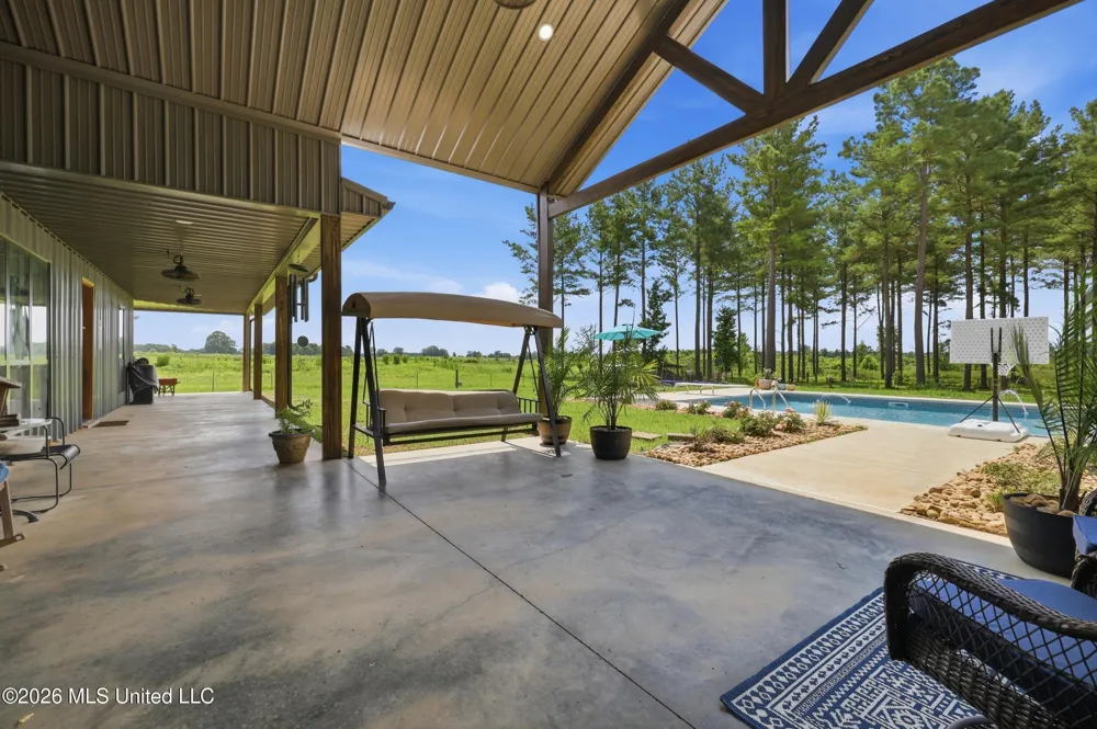 646 Myrick Strengthford Road Laurel, MS 39443