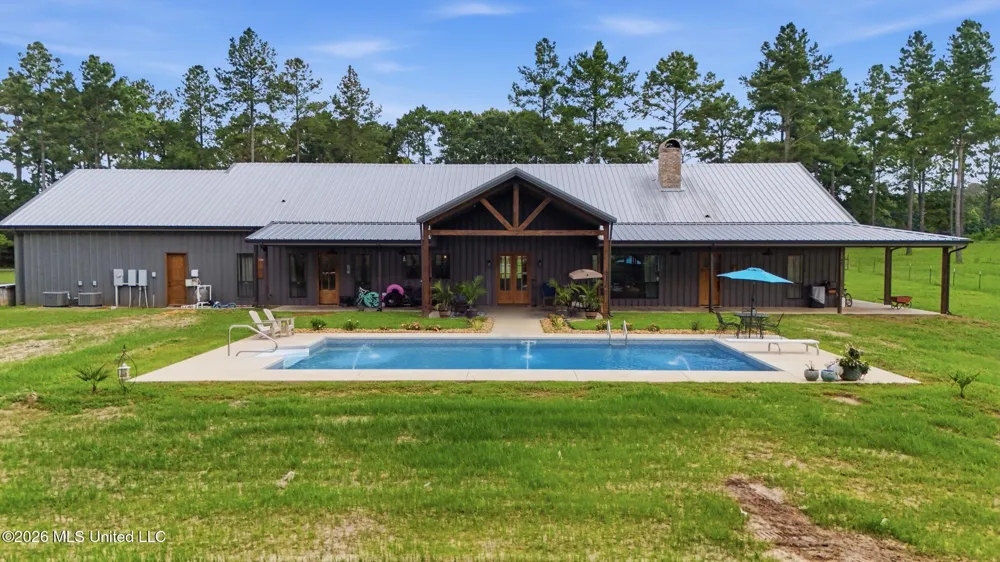 646 Myrick Strengthford Road Laurel, MS 39443