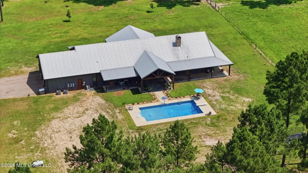 646 Myrick Strengthford Road Laurel, MS 39443