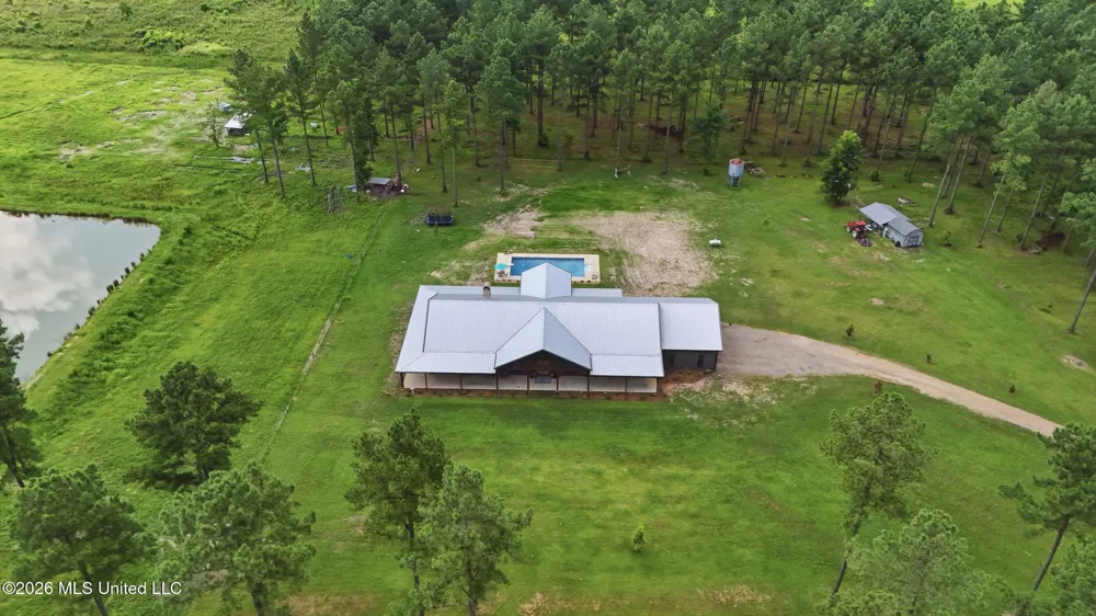 646 Myrick Strengthford Road Laurel, MS 39443