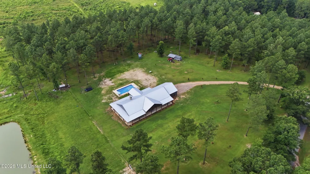 646 Myrick Strengthford Road Laurel, MS 39443