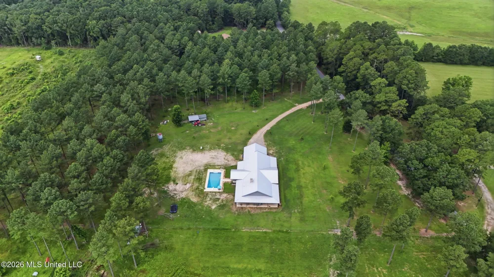 646 Myrick Strengthford Road Laurel, MS 39443