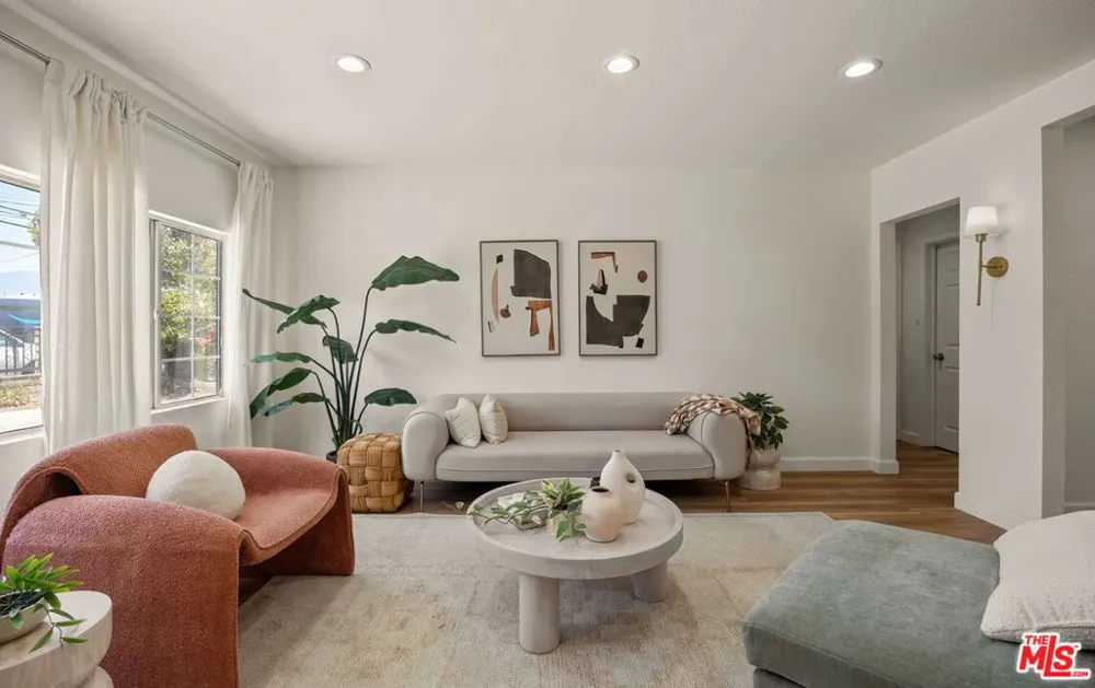 13126 Terra Bella Street Pacoima, CA 91331