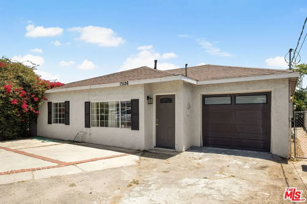 13126 Terra Bella Street Pacoima, CA 91331