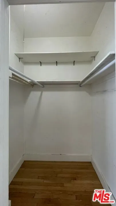 460 S Manhattan Place #4179 Los Angeles, CA 90020