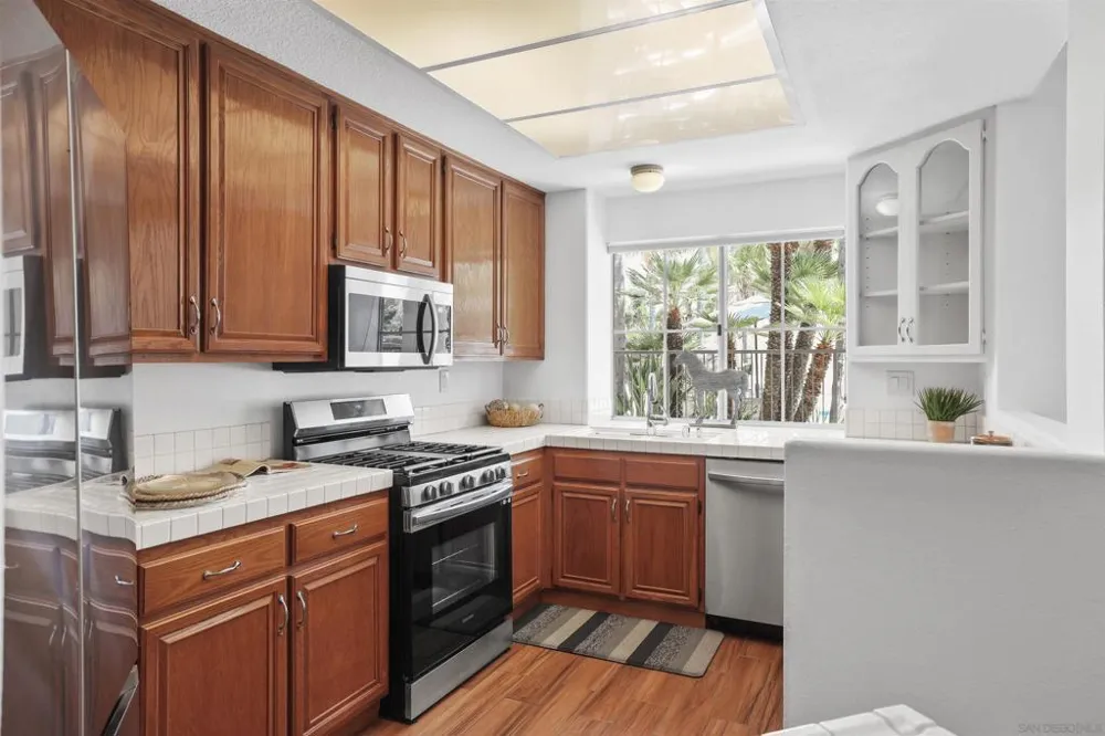 28634 Via Valdez Laguna Niguel, CA 92677
