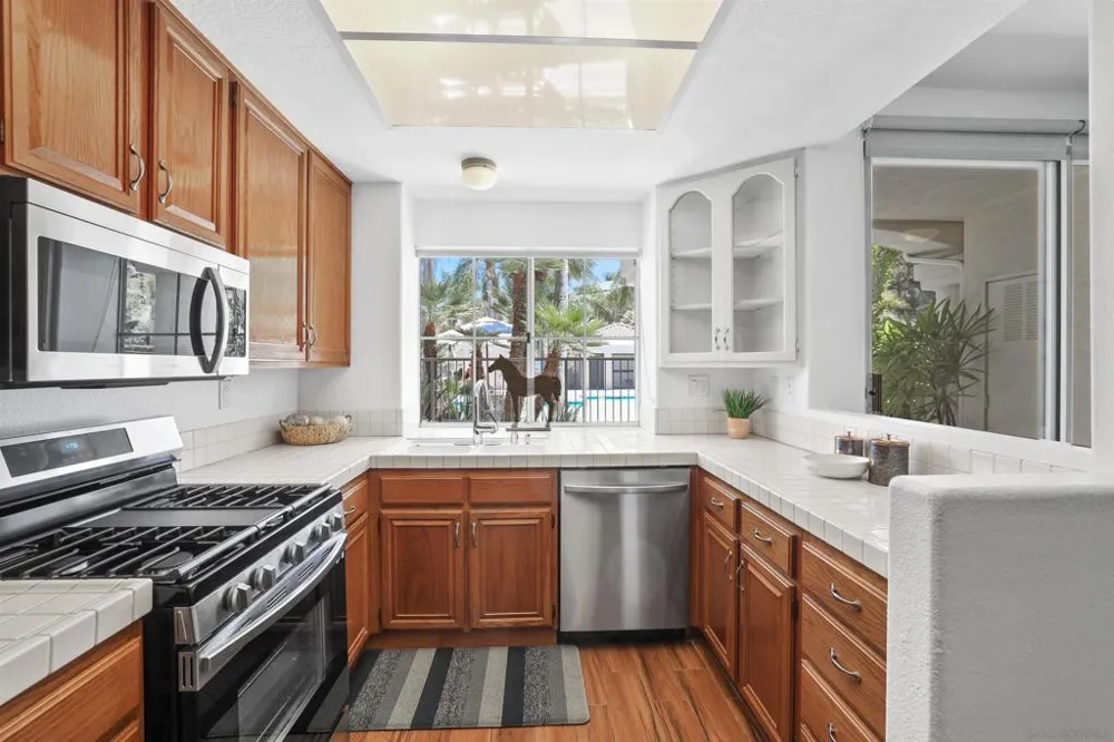 28634 Via Valdez Laguna Niguel, CA 92677