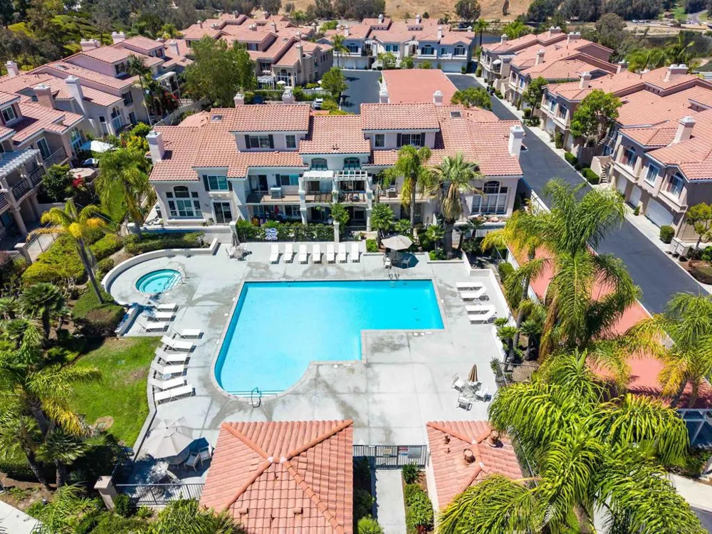 28634 Via Valdez Laguna Niguel, CA 92677