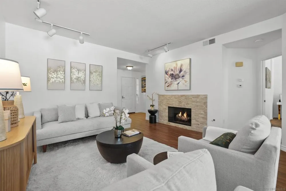 28634 Via Valdez Laguna Niguel, CA 92677
