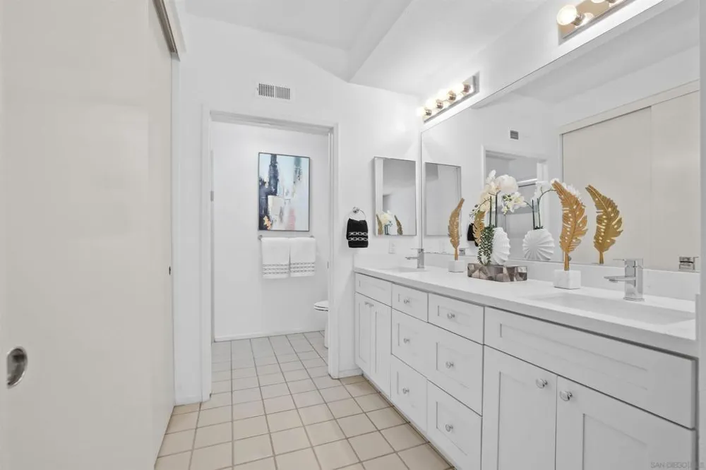 28634 Via Valdez Laguna Niguel, CA 92677