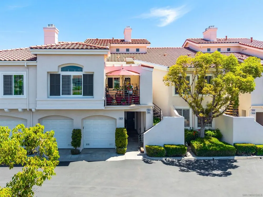 28634 Via Valdez Laguna Niguel, CA 92677