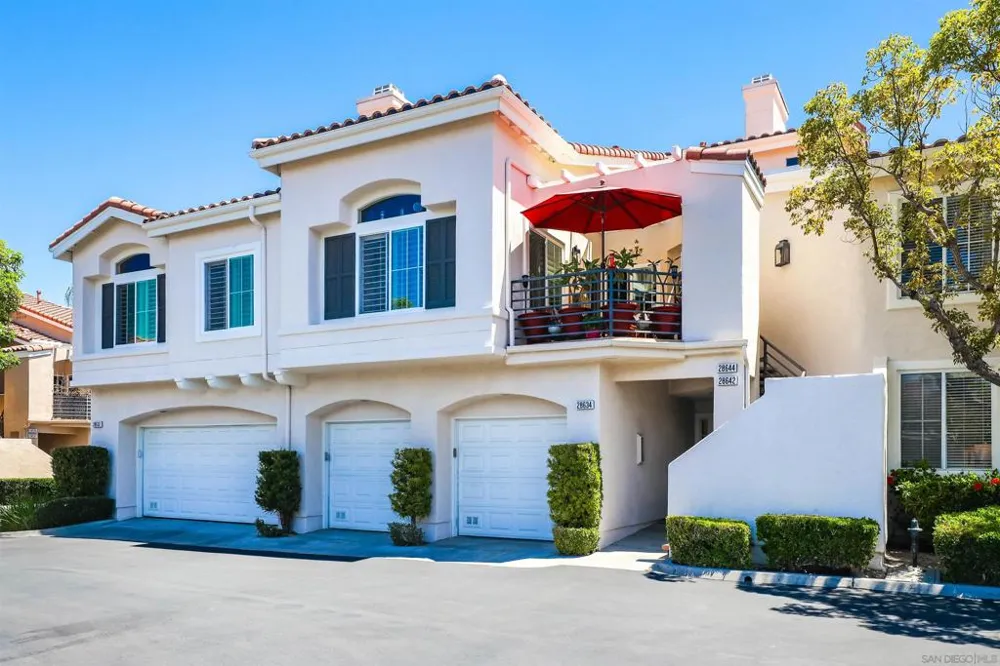 28634 Via Valdez Laguna Niguel, CA 92677