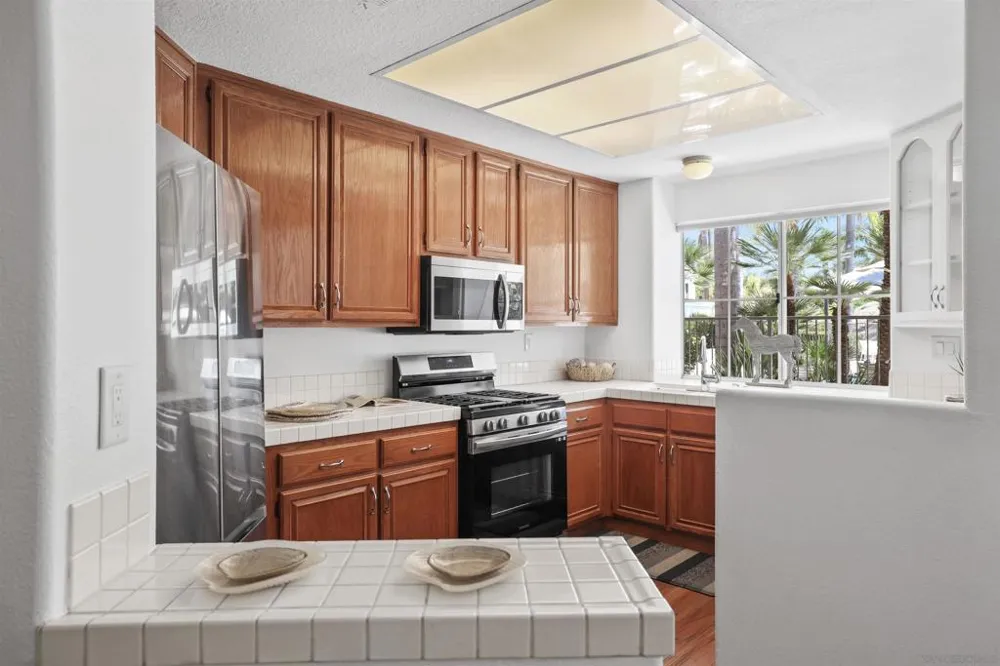 28634 Via Valdez Laguna Niguel, CA 92677