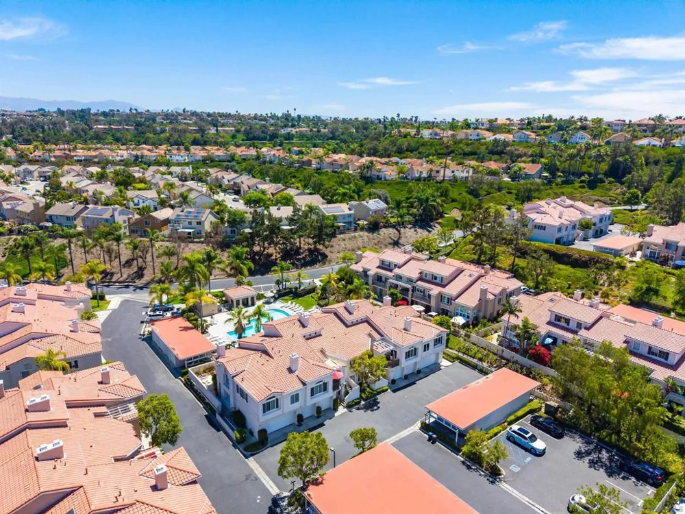 28634 Via Valdez Laguna Niguel, CA 92677
