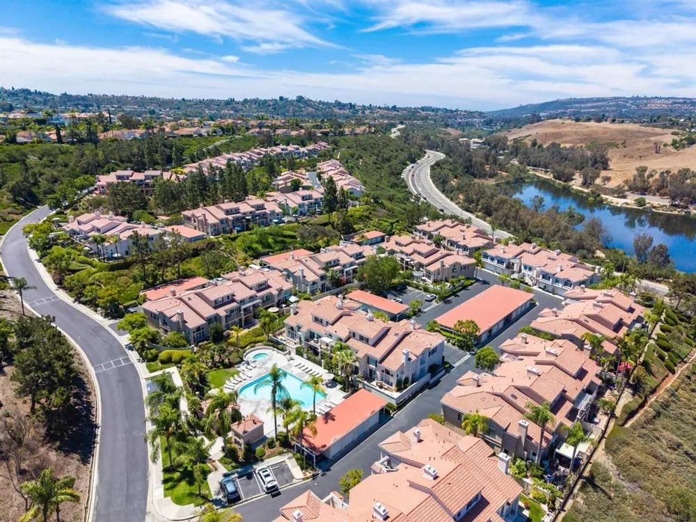 28634 Via Valdez Laguna Niguel, CA 92677